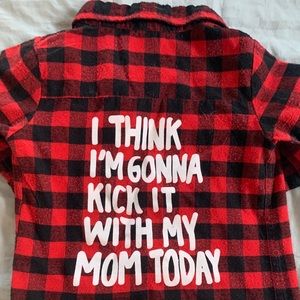 3-4t (size 110) Buffalo plaid flannel.